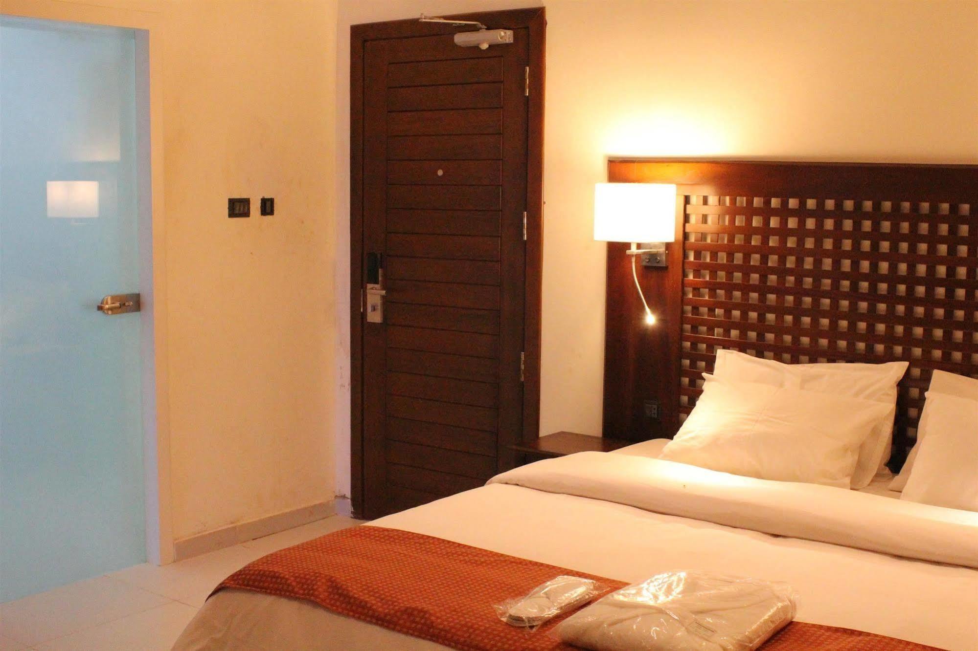 Best Western Plus Serene Atlantic Hotel Sekondi-Takoradi Exterior foto